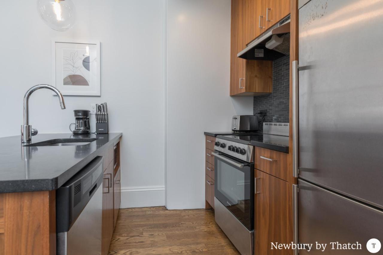 304 Newbury Street By Thatch Boston Exterior photo