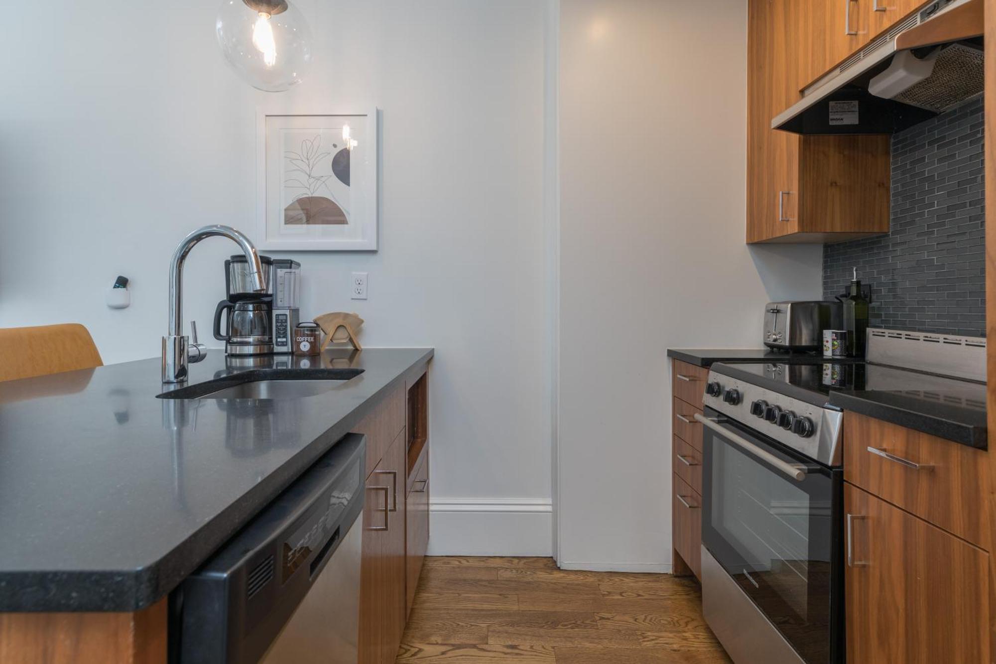 304 Newbury Street By Thatch Boston Exterior photo